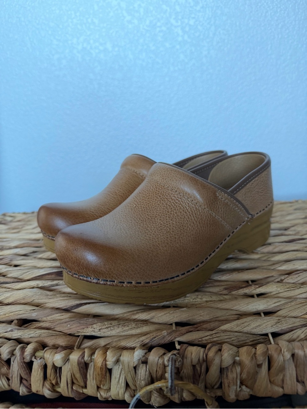 Dansko Cognac Leather Professional Clogs Size 37 NWOB